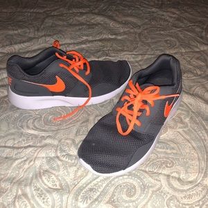 Brand new Nike tennis